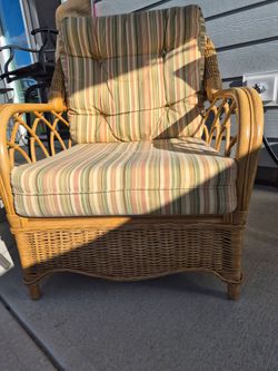 Wicker patio Chairs