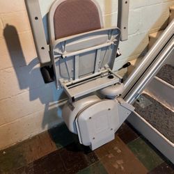 Acorn Internal Chairlift 
