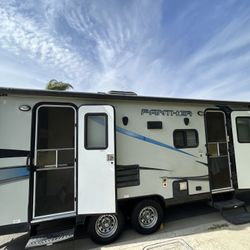 2014 Travel Trailer 