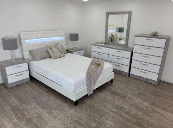 Bedroom Set ( Juego De Cuarto)🌟Sold separately too🌟Fast delivery