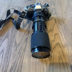 Olympus OM10 With Vivitar Lens. 