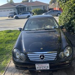 Mercedes c(contact info removed)