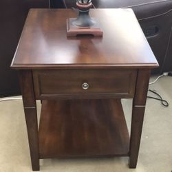 Three-piece occasional table set
