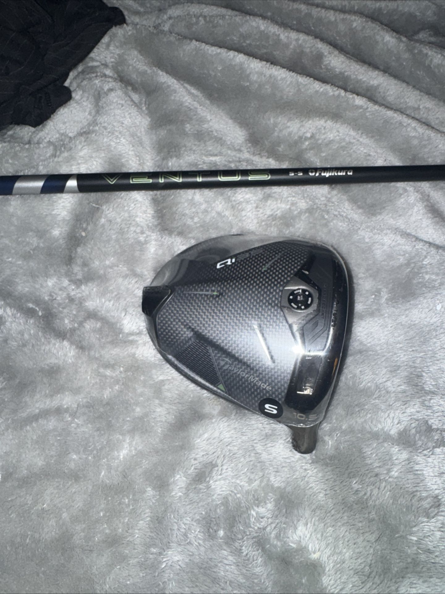 TaylorMade Qi35 10.5* Ventus 5-S Flex Driver Golf Club No Hc Stiff