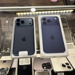 iPhone 17 Pro Max 256gb AT&T/CRICKET