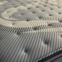 Queen Size Mattress - The Best Mattress For Your Dollar