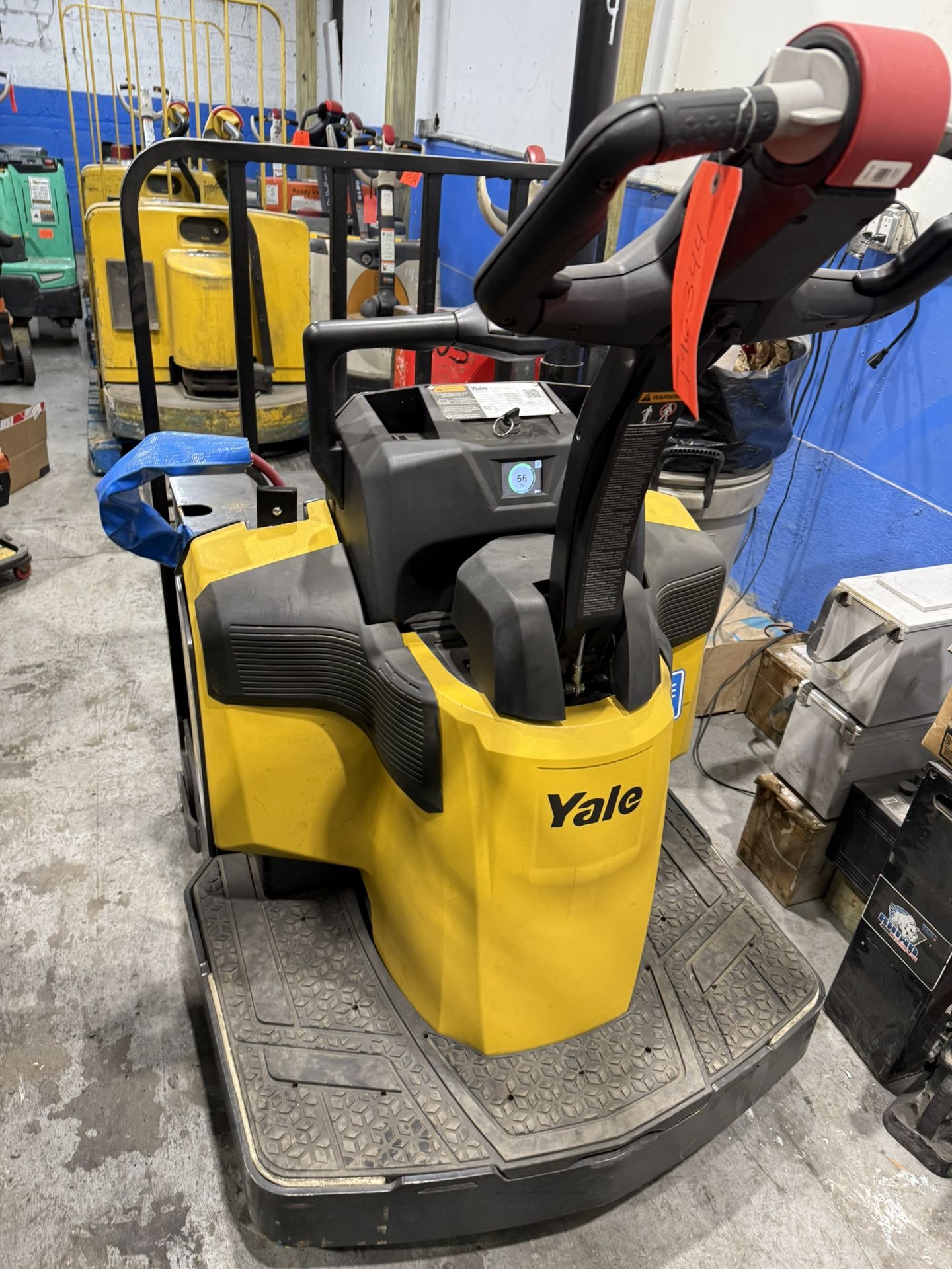 Yale MPE 8,000 lbs lift LVGN 24volt 96 inch Electric Walkie Stand Up Center Control Forklift
