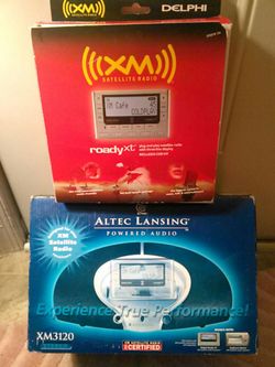 Xm satellite radio roady xt and speaker system