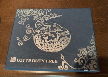 Elegant Korean Business Card Holder – Airport Purchase