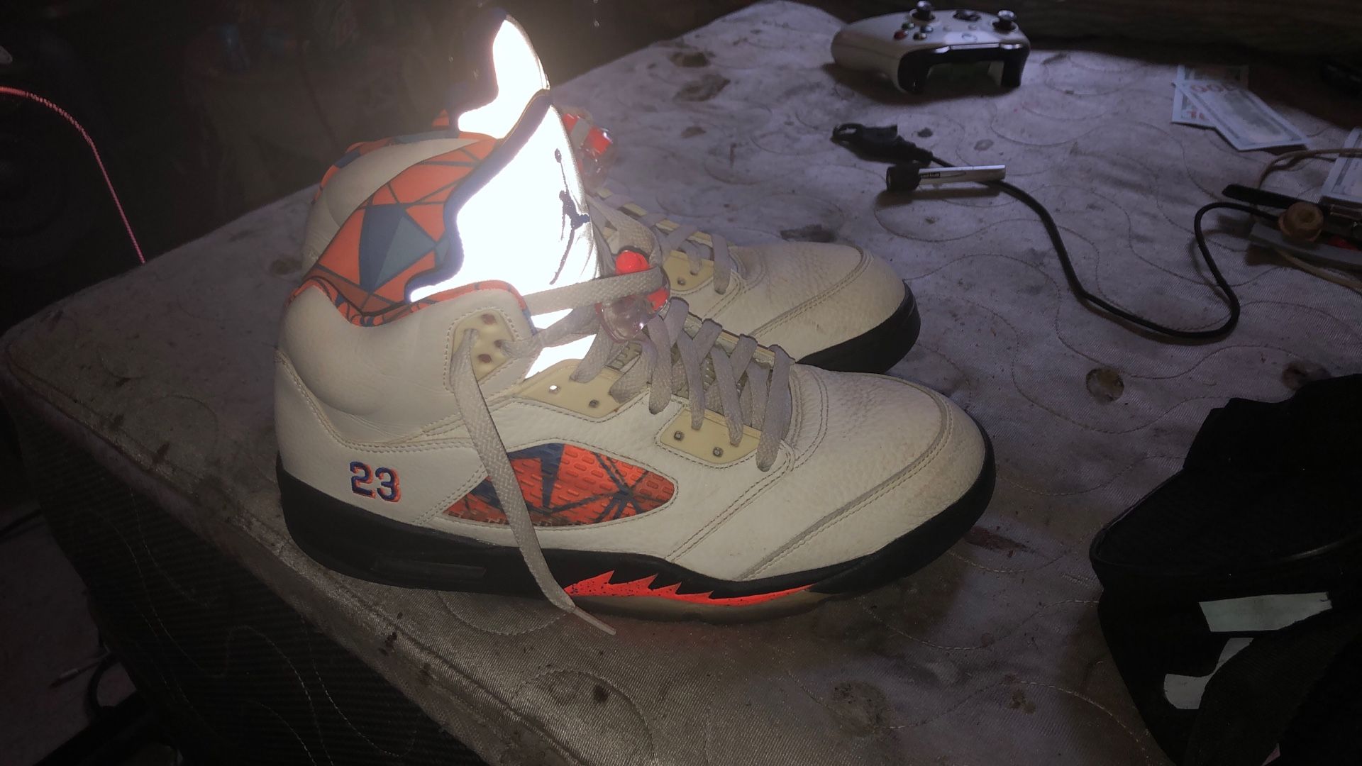 Jordan 5 Retro “International Flight”