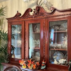 Redwood China Cabinet 