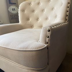 Accent Chair (2)