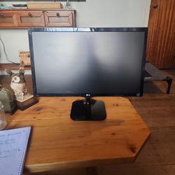 LG 24" Monitor With HDMI port