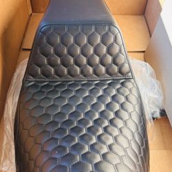 Harley Road Glide Seat