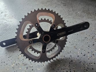 Praxis oval crankset
