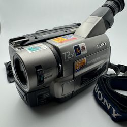 Sony CCD-TRV85 Hi8 XR Handycam Camcorder