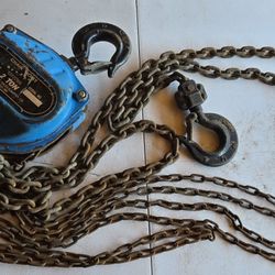 Chain Hoist 2 Ton.
