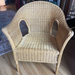 Like- new Wicker Chair