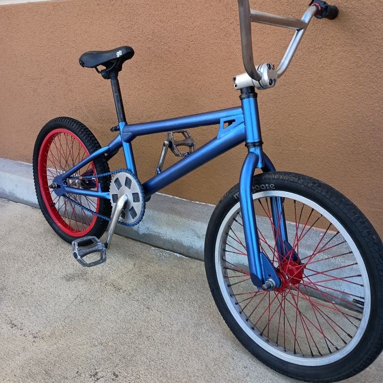 GT Bmx 20 Inch Bike w/ All GT Stamped Parts for Sale in Glendora