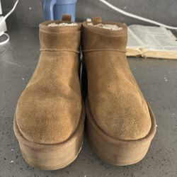 Uggs Platform Boots 