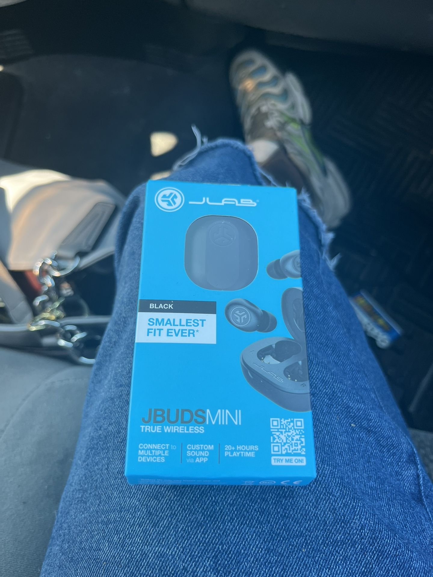 JLab Minis