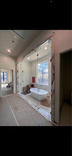 Frameless shower doors