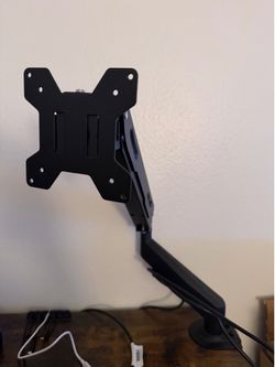 Single Monitor Arm