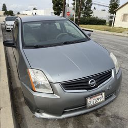 2012 Nissan  Sentra 