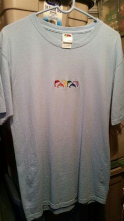 Dolphin t shirt with colors