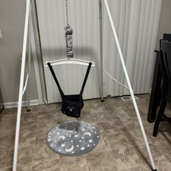 Baby bouncer 