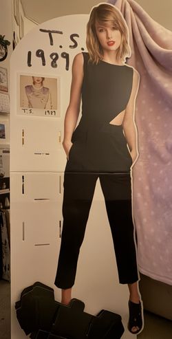 Taylor Swift Cut Out