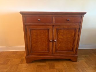 Dining Room Server