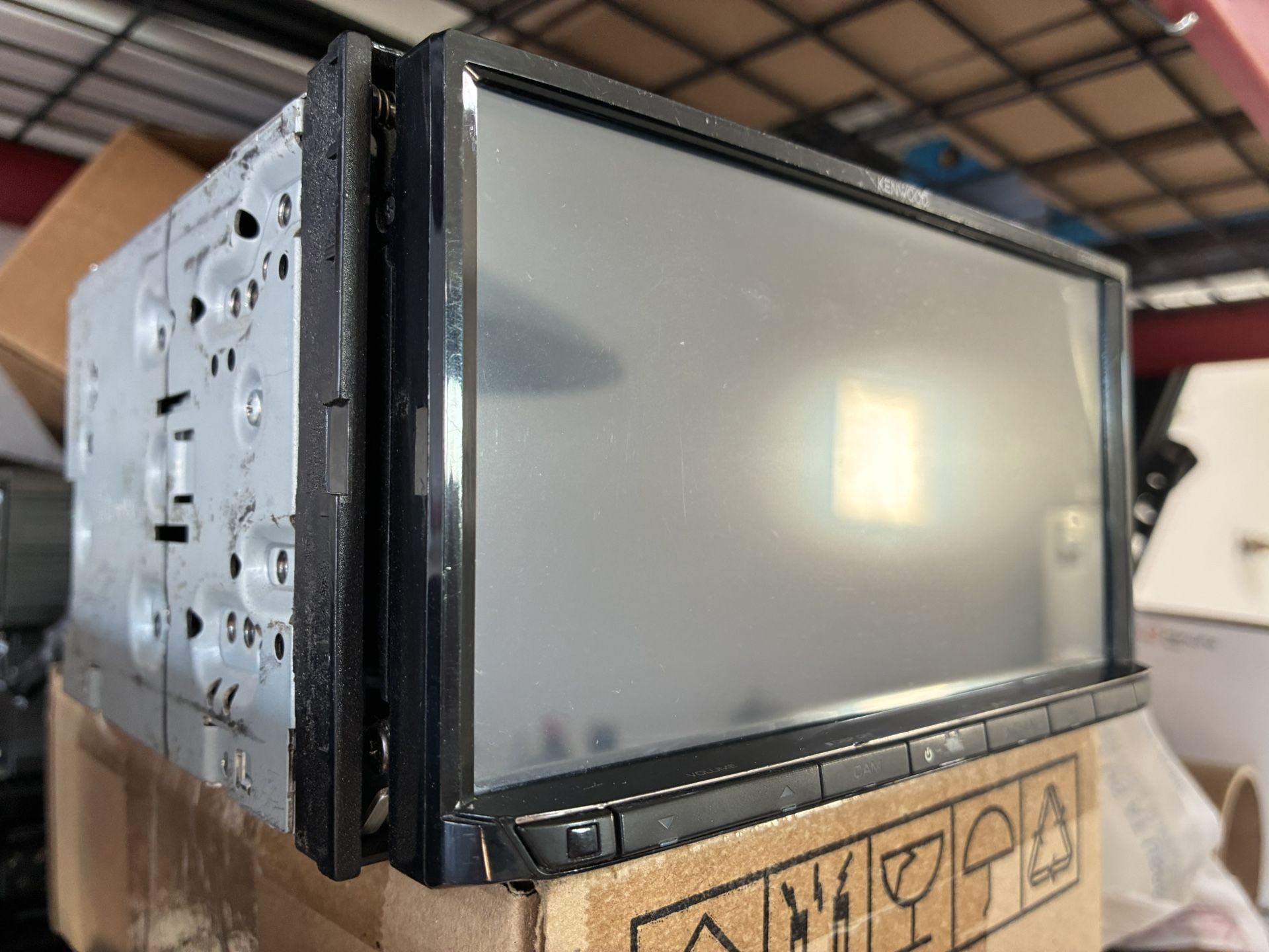 Kenwood Double Din DDX9707s Radio Apple CarPlay/Andrioid Auto