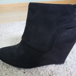 BRAND NEW - Jessica Simpson Booties
