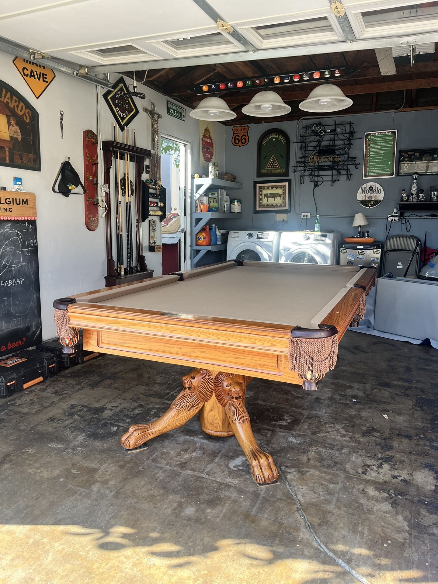 Pool Table 8ft ( Free Delivery & Set Up & New Color Felt Of Your Choice)