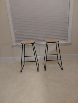 Set of 2 Modern Bar Stools