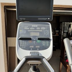 Precor EFX Elliptical