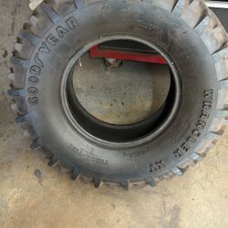 Goodyear Rzr Or Can Am