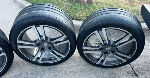 Porsche rims and tires 21”