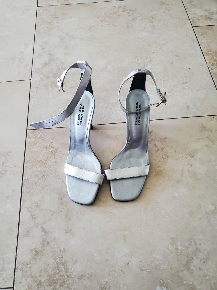 Womens Heels Size 8