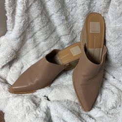 Size 8 Dolce Vita Leather Shoe In Nude Color