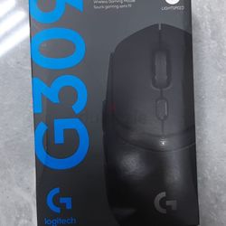 G309 Gaming Mouse Wireless  Light speed New Sealed 