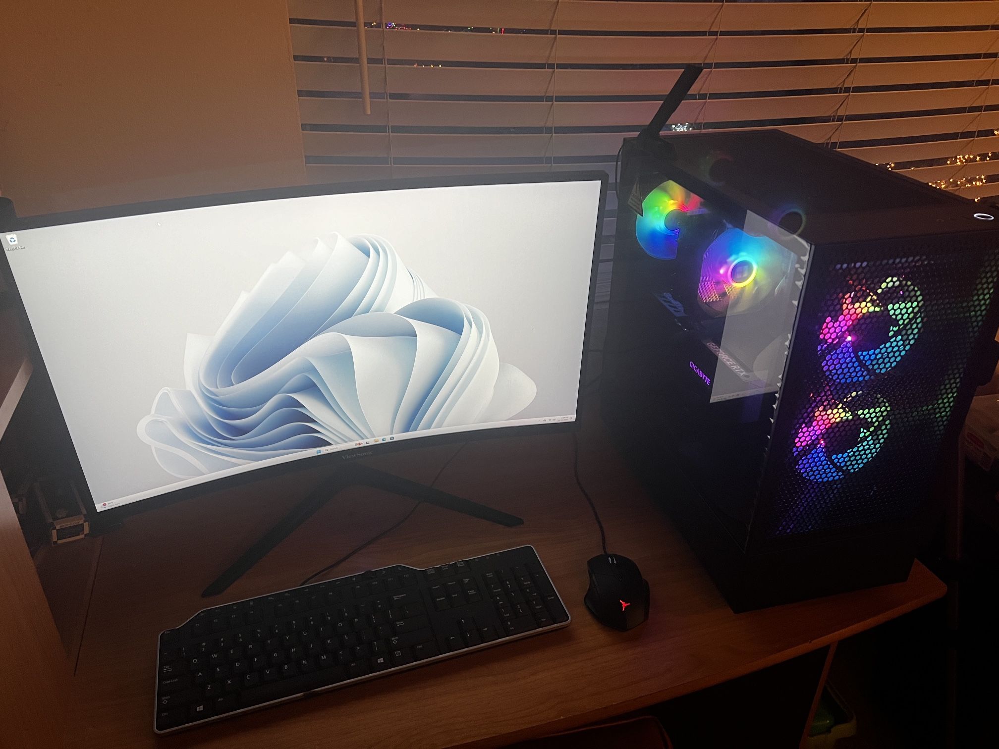 Excellent Condition Gaming PC w/ Nvidia 4070 Ti, AMD 7900X3D, & 27" WQHD (1440p) 165Hz Monitor