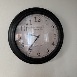Huge Wall Clock