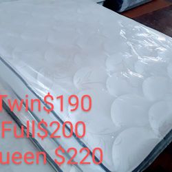$220 Queen Set Mattress And Boxspring Brand New Free Delivery Same Day 