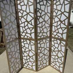 Gold room divider