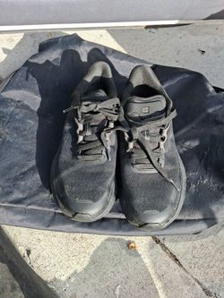 Work shoes size 6.5