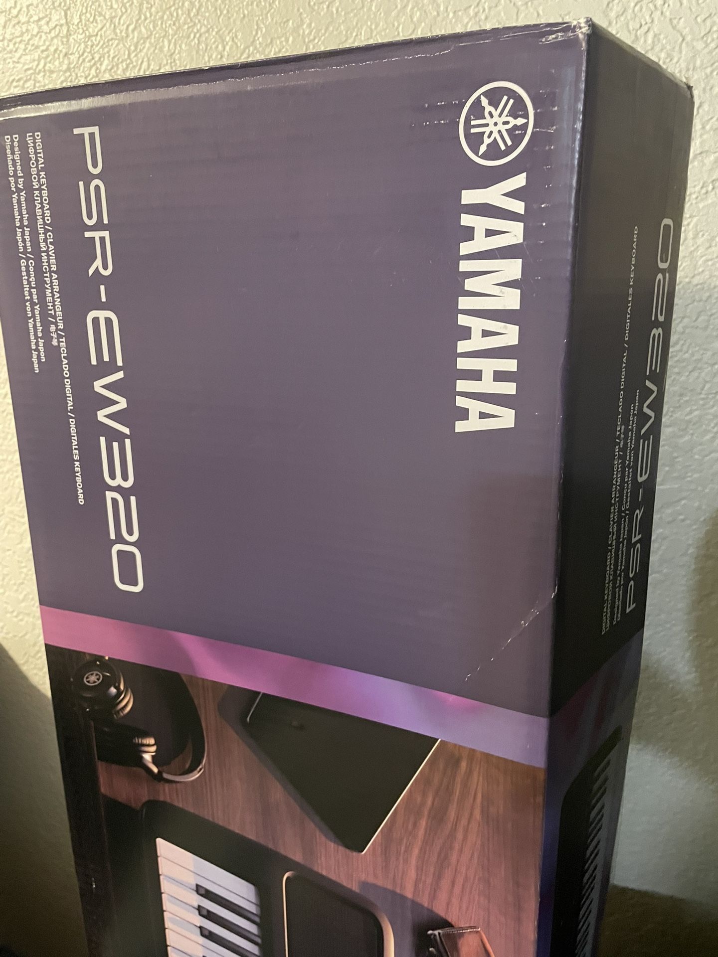 Digital Piano Keyboard