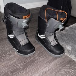 Snowboarding boots Size 10
