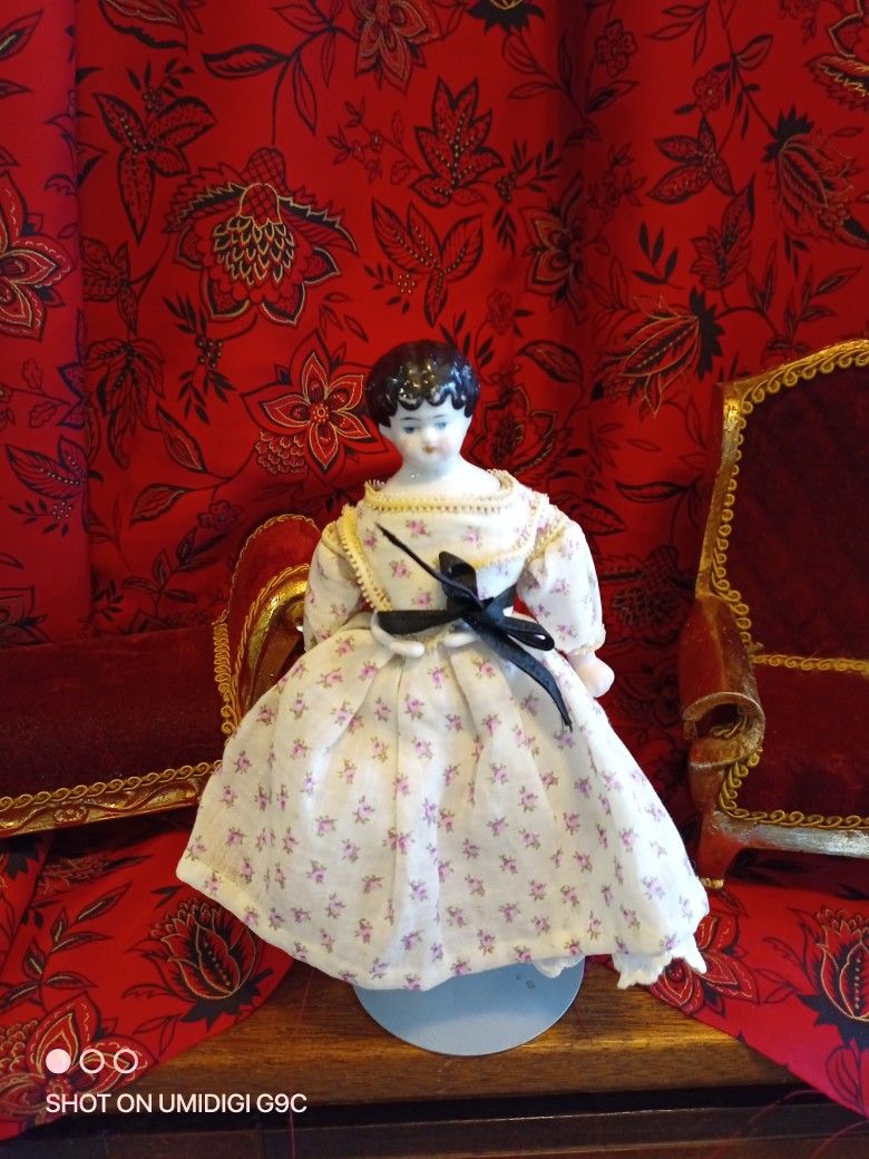 Doll House Furniture 